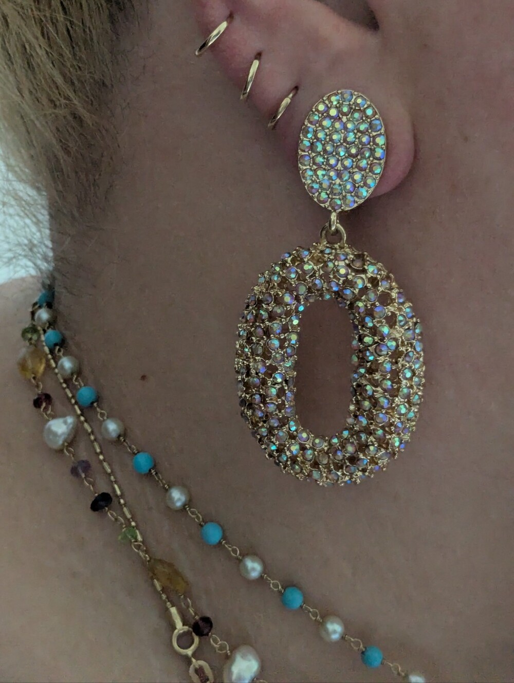 Gorgeous Sparkly Gold-Tone Aurora Crystal Oval Large Drop Earrings Clip On